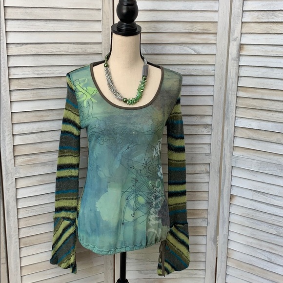 2026 Paris Tops - 2026 Paris Lotus top/sweater in green